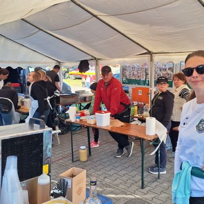 Oslavy 1. mája na futbalovom ihrisku  Obrázok 9