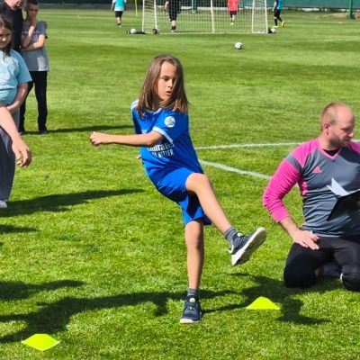 Oslavy 1. mája na futbalovom ihrisku  Obrázok 25