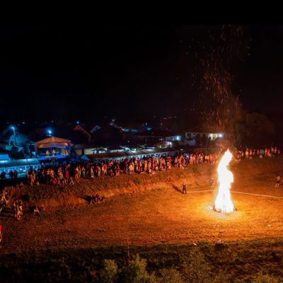 OSLAVY LETNÉHO SLNOVRATU  Obrázok 22