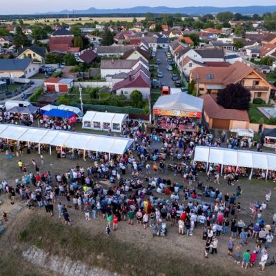 OSLAVY LETNÉHO SLNOVRATU  Obrázok 19