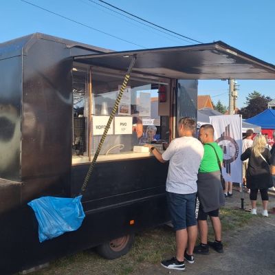OSLAVY LETNÉHO SLNOVRATU  Obrázok 46