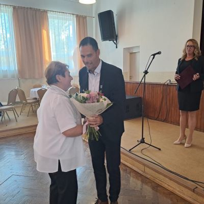 Posedenie pre dôchodcov  Obrázok 5