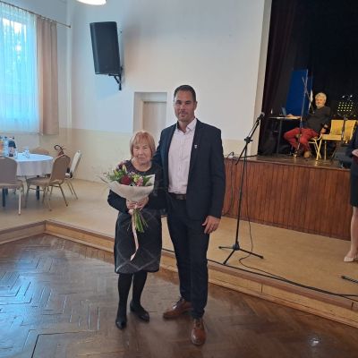 Posedenie pre dôchodcov  Obrázok 20