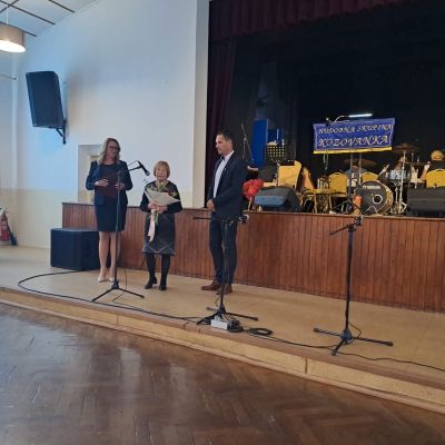 Posedenie pre dôchodcov  Obrázok 28