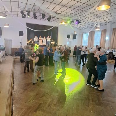Posedenie pre dôchodcov  Obrázok 10