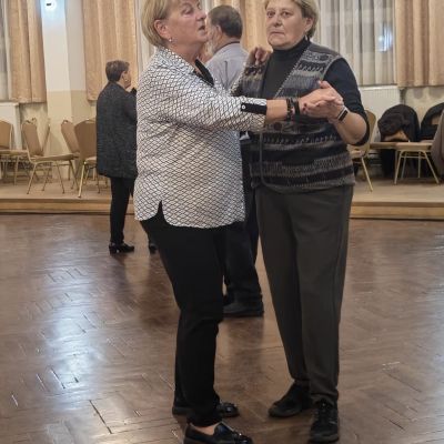 Posedenie pre dôchodcov  Obrázok 34